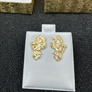 New gold plated Nugget pushback stud earrings Elegant Gold Textured Earrings